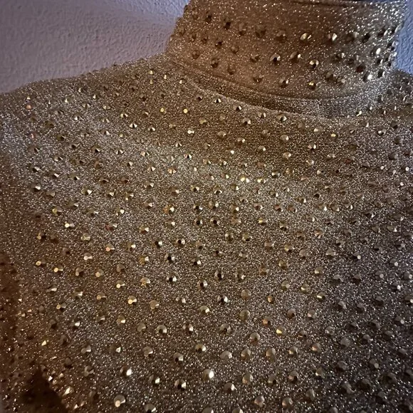 Dazzling Gold Sequin Jumpsuit - Show-Stopping 70s Disco Vibes - Picture 7 of 7